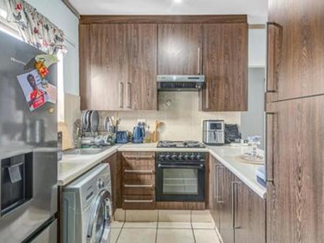 modern 1 bedroom first floor apartme.