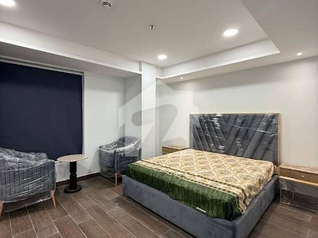 Modern 1 Bedroom Luxury Apartment for Rent in Penta Square Lahore