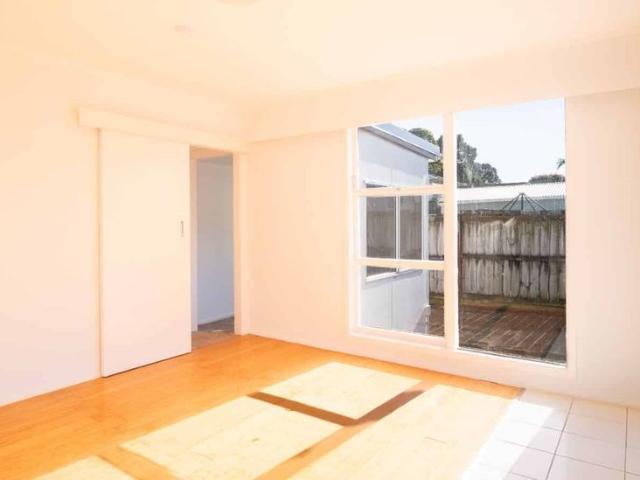 Modern 1 Bedroom + Study – Fresh, Private & Ready to Move In