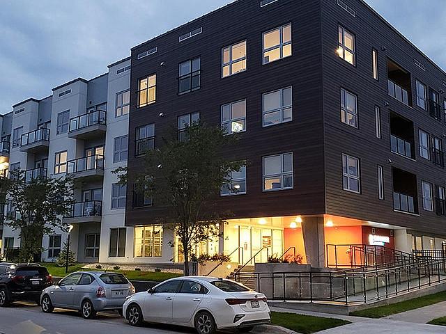 Modern 1 Br Suite In The Heart Of South Osborne Stationside