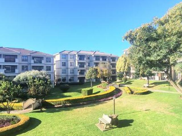 modern 2 bed unit on the market – mi.