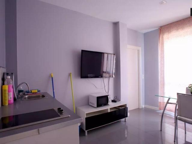 Modern 2 bedroom apartment with AC for rent in Eixample