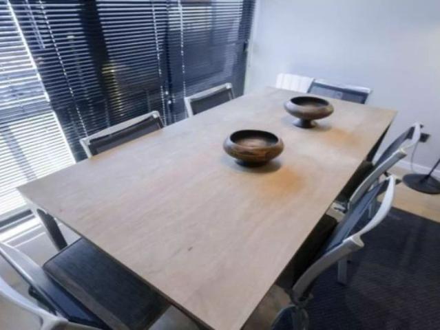 Modern 2 bedroom apartment with balcony for rent near Retiro Park in Salamanca