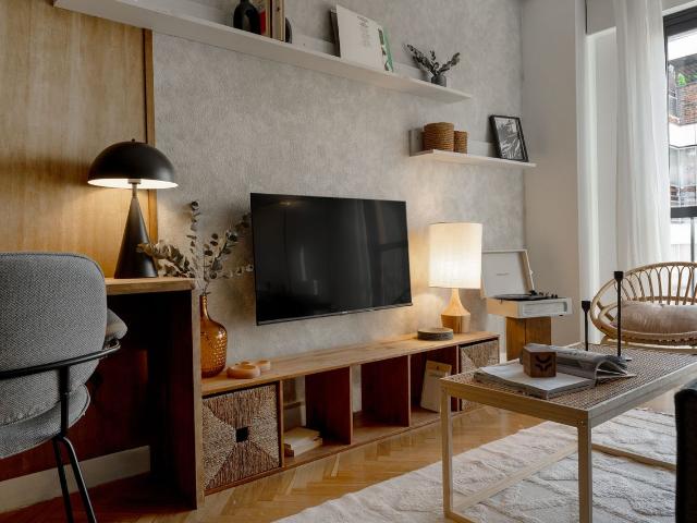 Modern 2 Bedroom Apartment with Ducted Air Conditioning and Smart Home Features, Madrid Amsterdam Apartments for Rent