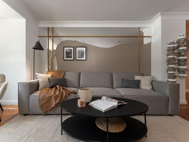 Modern 2 Bedroom Apartment with Designer Finishes on Felix Boix Street, Madrid Amsterdam Apartments for Rent