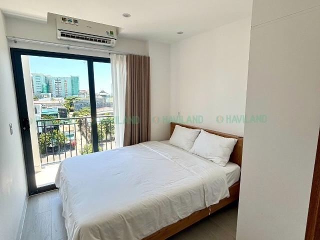Modern 2 Bedroom Apartment with River View & Balcony Pool – 55m²