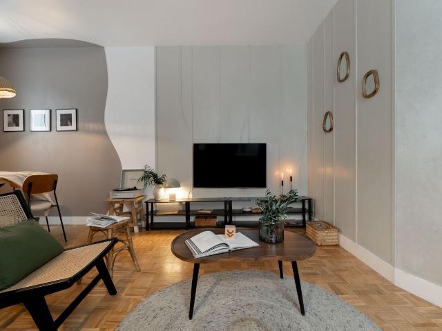 Modern 2 Bedroom Apartment with Stylish Decor and High Speed WiFi on Menorca Street, Madrid Amsterdam Apartments for Rent