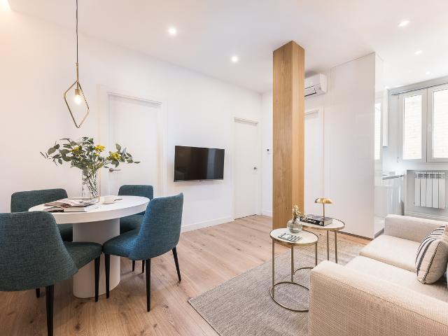 Modern 2 Bedroom Apartment in the Heart of Goya
