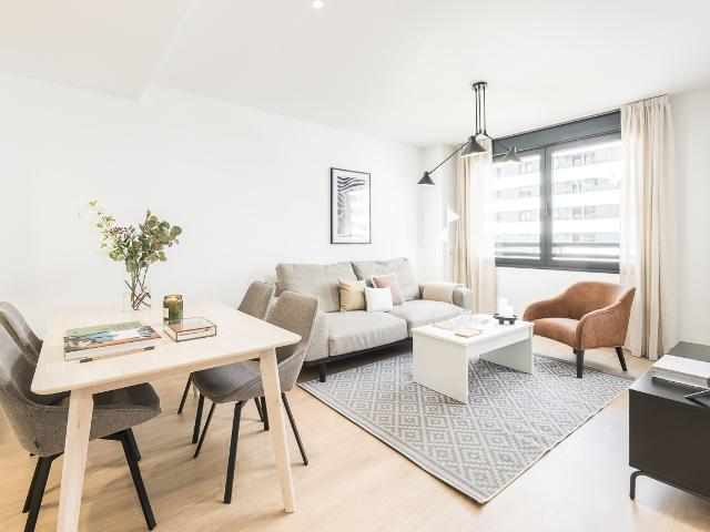 Modern 2 bedroom apartment in Valdebebas
