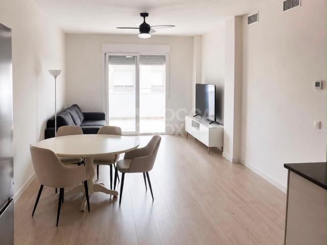Modern 2 bedroom apartment in jardines de guadaiza