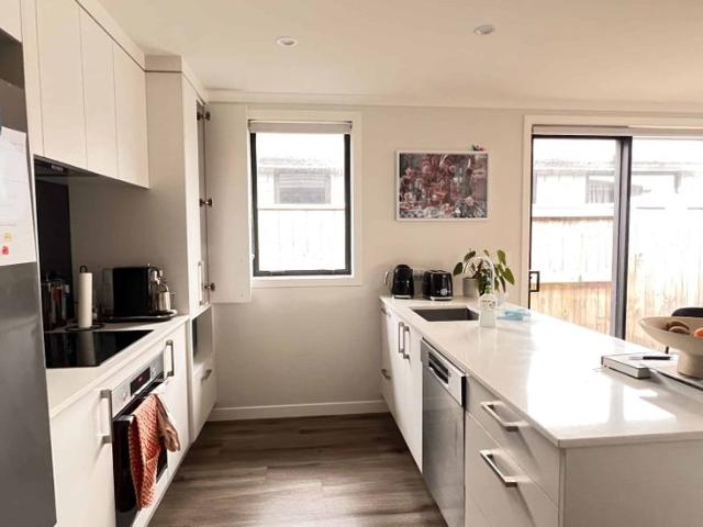 Modern 2 Bedroom Duplex in Papamoa