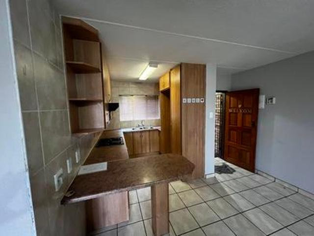 modern 2 bedroom ground floor apartment