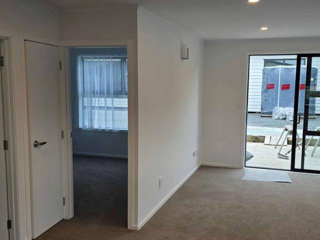 Modern 2 Bedroom Home in Papakura
