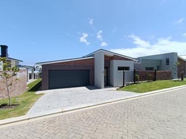 modern 2 bedroom home to rent in kra.