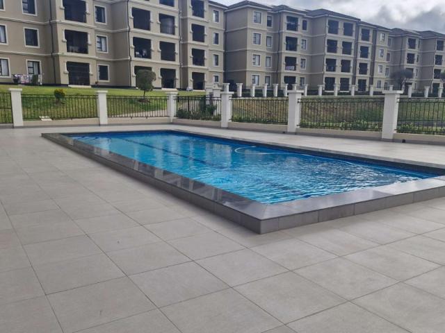 Modern 2 Bedroom, 2 Bathroom Unit in Sought After Estate