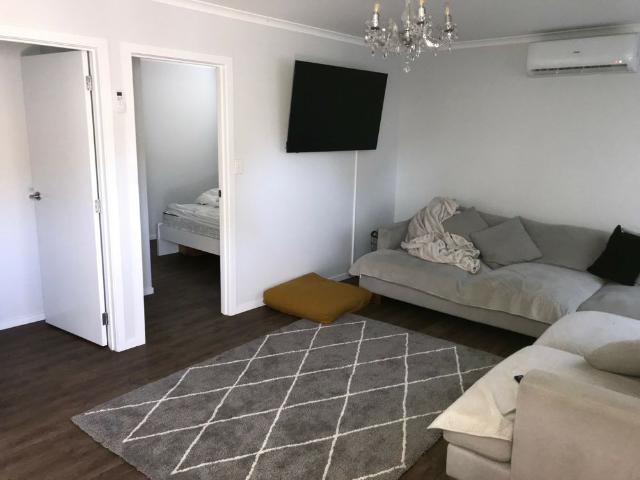 Modern 2 Bedroom