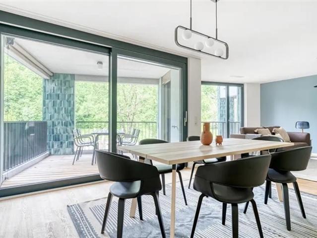 Modern 4,5 Zimmer Wohnung am schönen Sihl im 2. Bezirk!