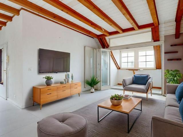 modern 4.5 Zimmer Maisonettewohnung mit Garten