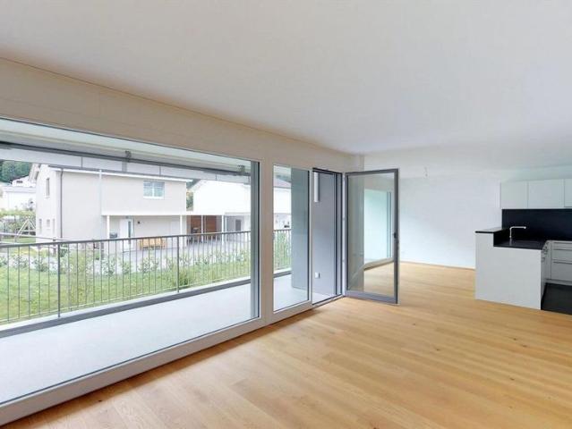 modern 4.5 Zimmerwohnung mit Balkon