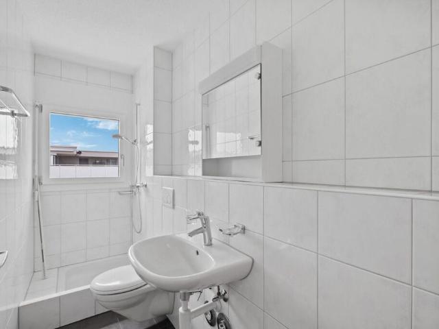 Modern 4.5 Zimmerwohnung with Top Anbindung and comfort!