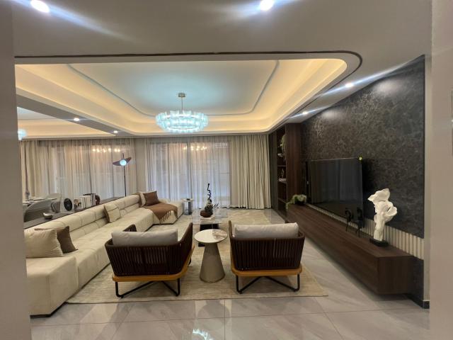 Modern 4 Bedroom | Crystal Oak Residency