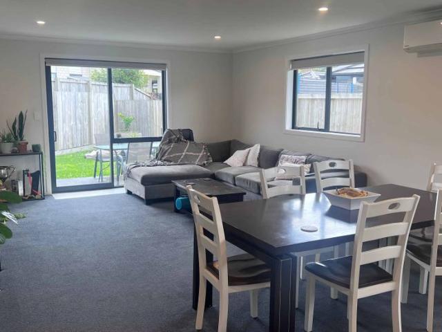 Modern 4 Bedroom Home for Rent!