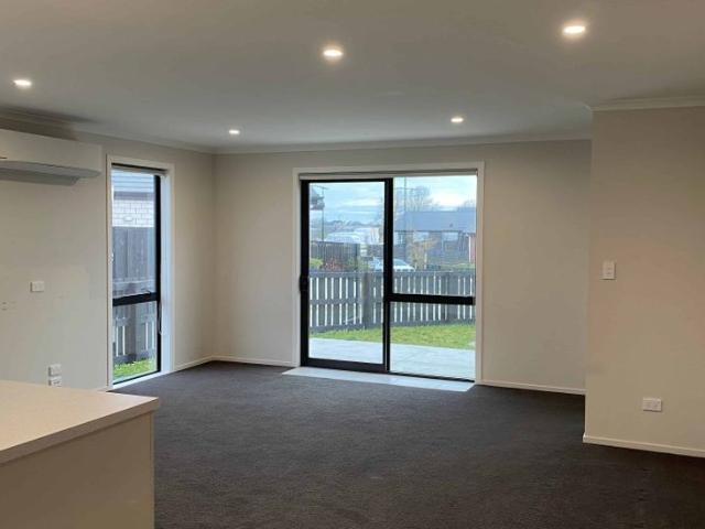 Modern 4 Bedroom Home for Rent!