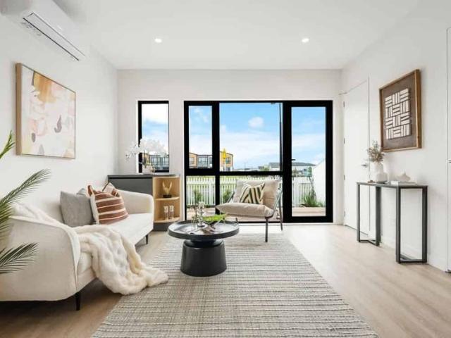 Modern 4 Bedroom Home for Rent Hobsonville