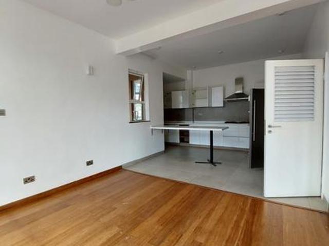 Modern 4 bedroom townhouse for sale