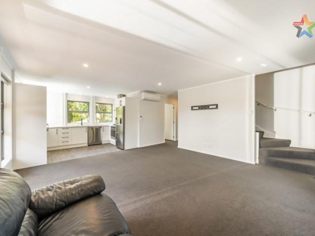 MODERN 4 BEDROOM