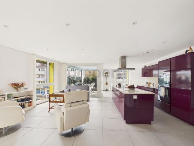 Modern 4 room apartment with loggia in the center of Wädenswil