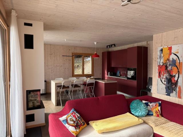 Modern 5.5 pièces élégante maison mitoyenne Minergie, au cSur de Lens