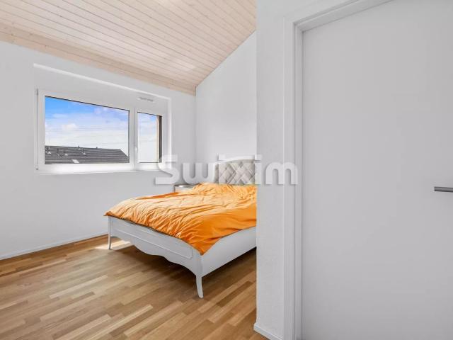 Modern Comfort Between Lake and Mountains | dreamo. Ch