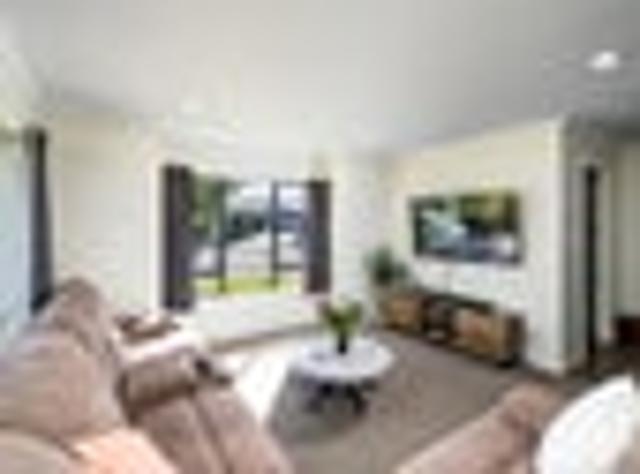 Modern Living in a Prime Location!