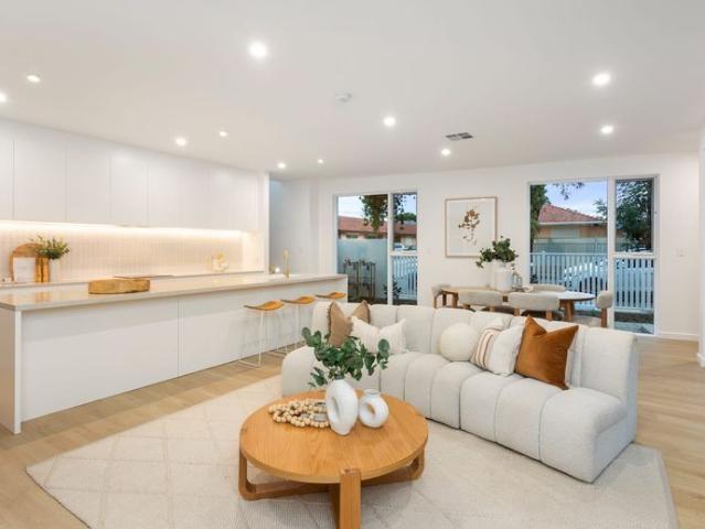Modern Comfort in a Prime City Fringe Suburb