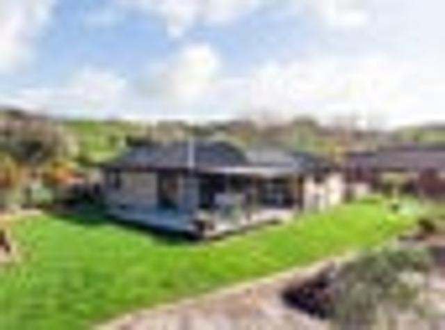 Modern Comfort + Rural Views Sure To Impress