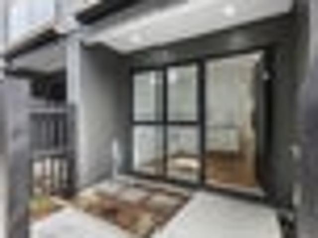 Modern Comfort & Space in Sandringham