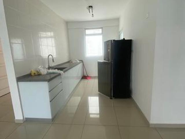 Modern Condo Partially Furnished Summerskye Condo Bayan Lepas