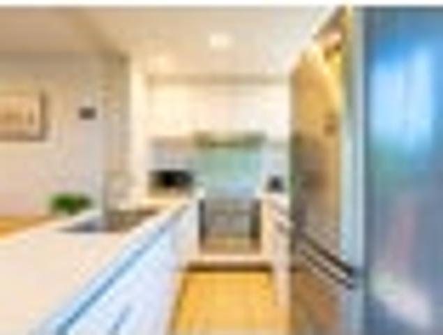 Modern Container Living with Massive Appeal