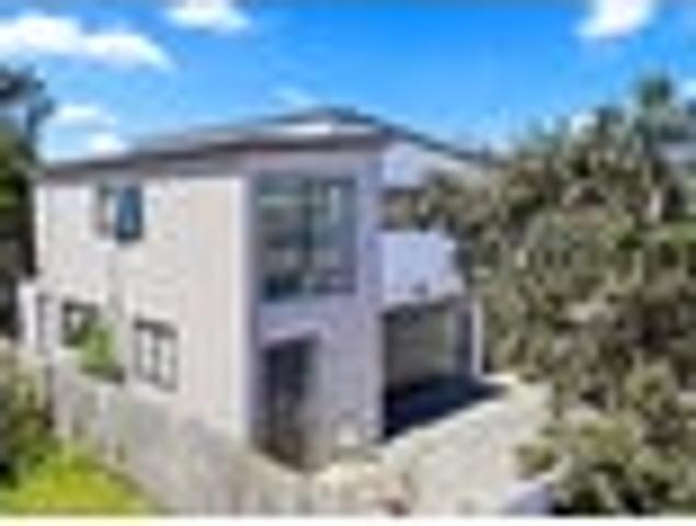 Modern Corner Living with Room for Everyone