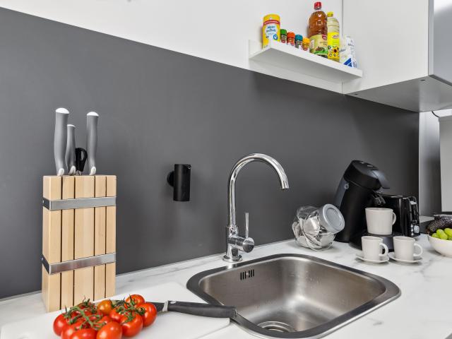 Modern City Apt | Walk to Central Station