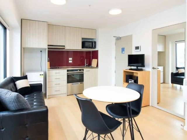 Modern City Centre Studio Apartment
