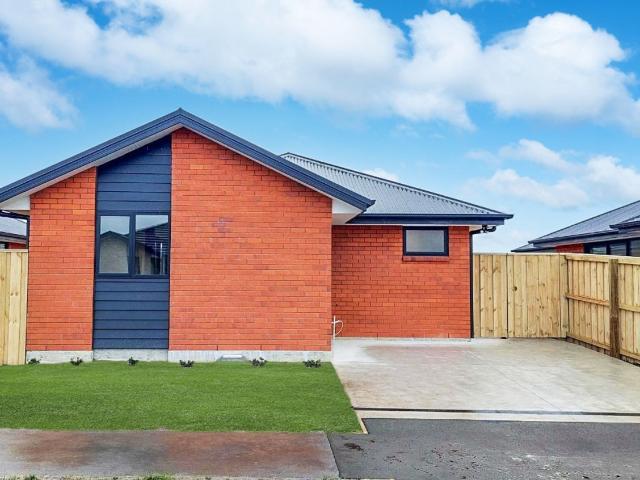 Modern and Convenient Rolleston Living 15 Snell Road, Rolleston
