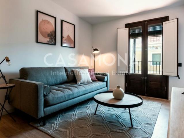 Modern and Fully Serviced 2 Bedroom Apartment with Huge Private Terrace