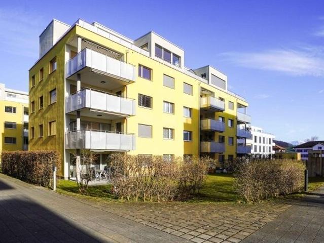 Modern and quiet living in a beautiful neighbourhood