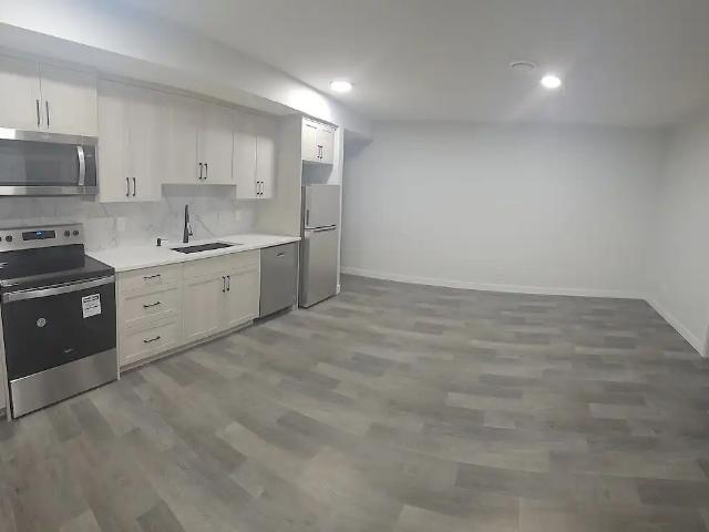 New and Modern and Stylish 2 Bedroom Basement Apartment in West Springs