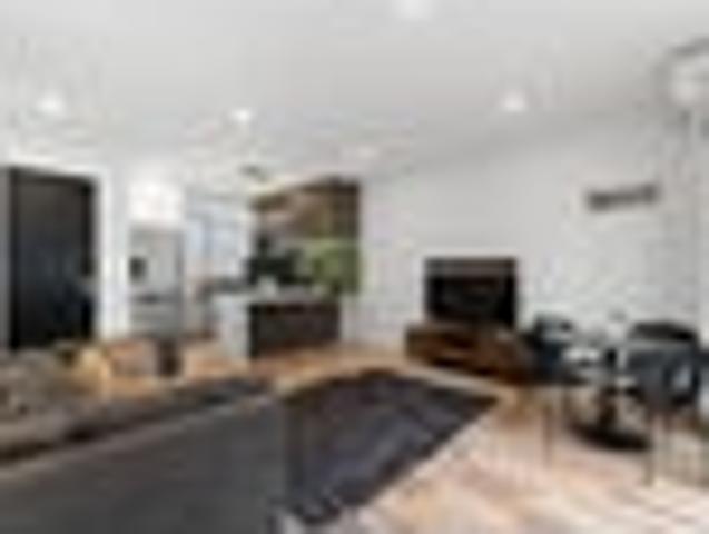 Modern, Affordable, Right by the Park!