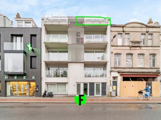 Modern afgewerkt duplexappartement met 3 slpk en zeer ruime…