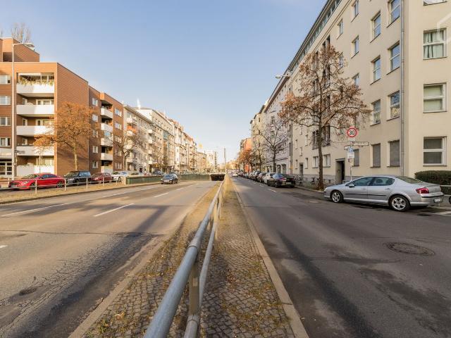 Modern apartment in perfect residential area near Kurfürstendamm, Berlin Amsterdam Apartments for Rent