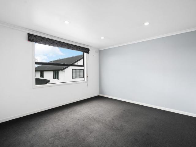 Modern Apartment, Short Stroll To Hamilton East Village